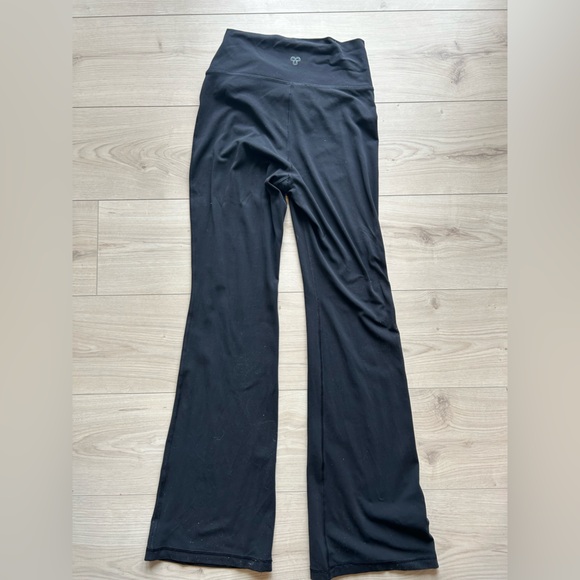 TNA yoga pants - Picture 3 of 4